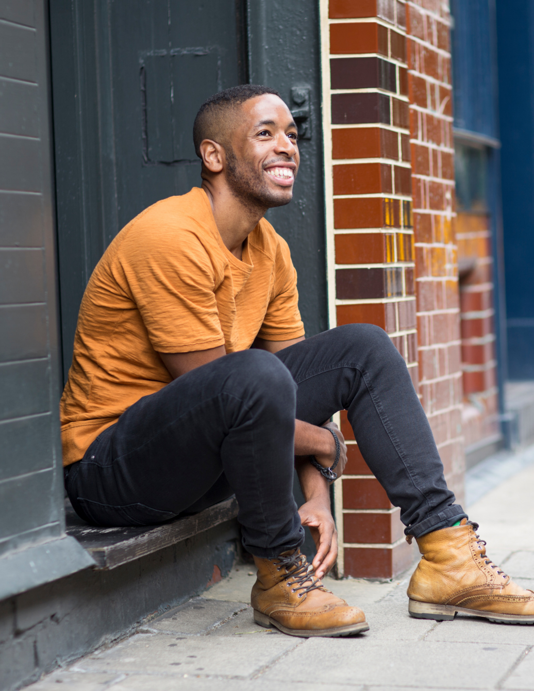 The Best Men's Plain T-Shirt for Every Occasion: From Casual to Formal